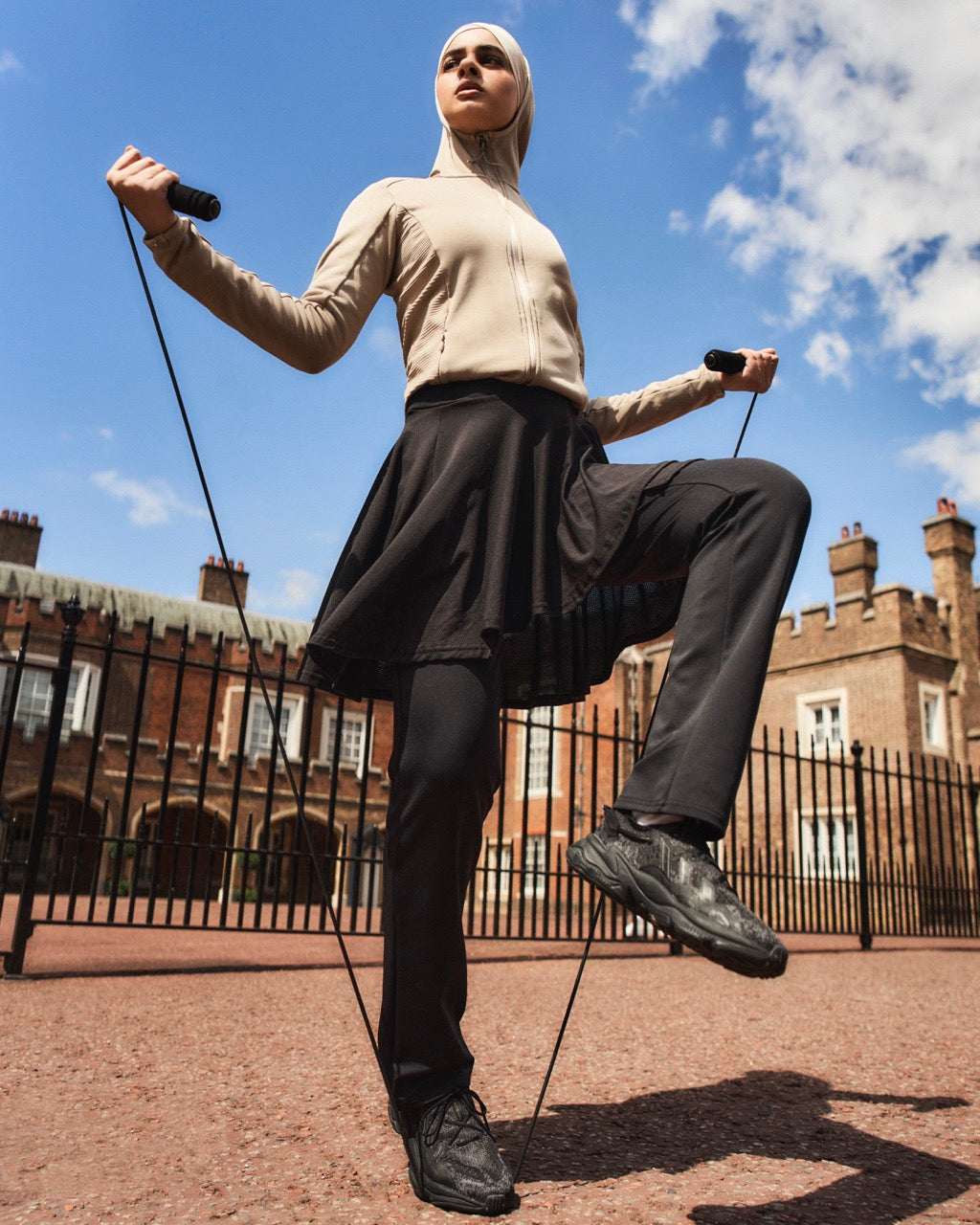Innersejuk Seluar Sukan Skirt Pants Black