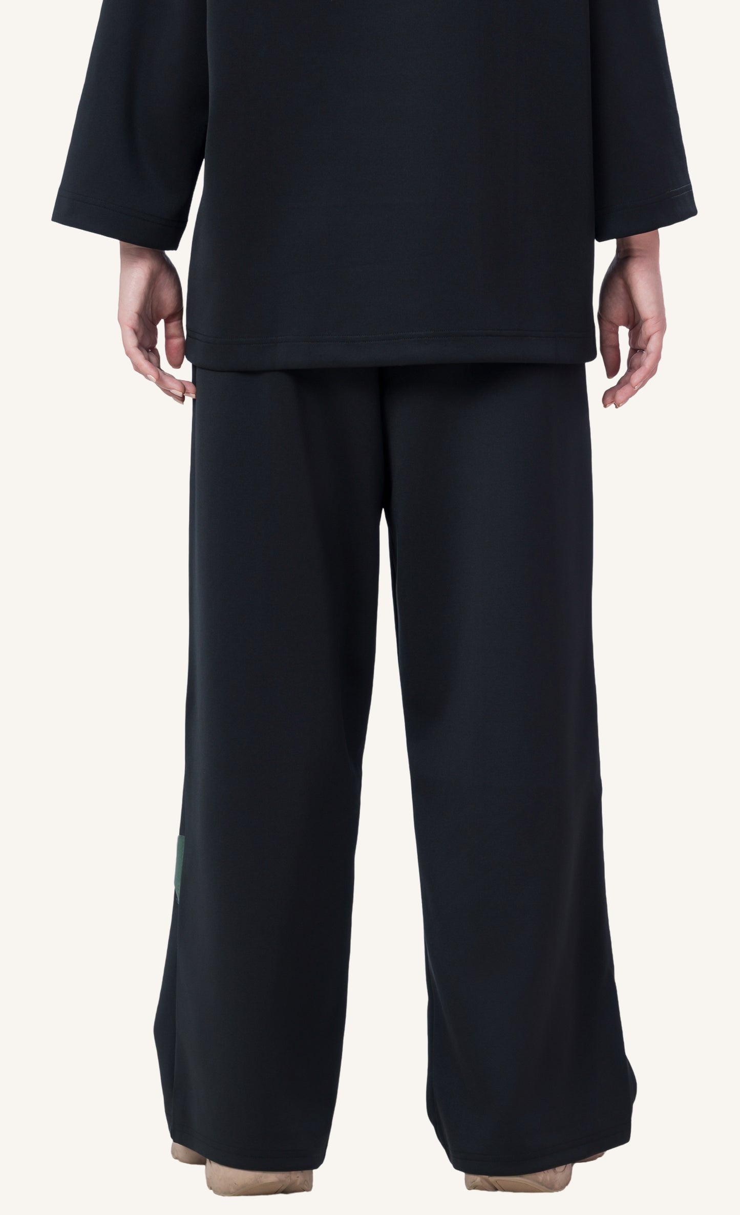 Innersejuk Santai Baggy Pants Black