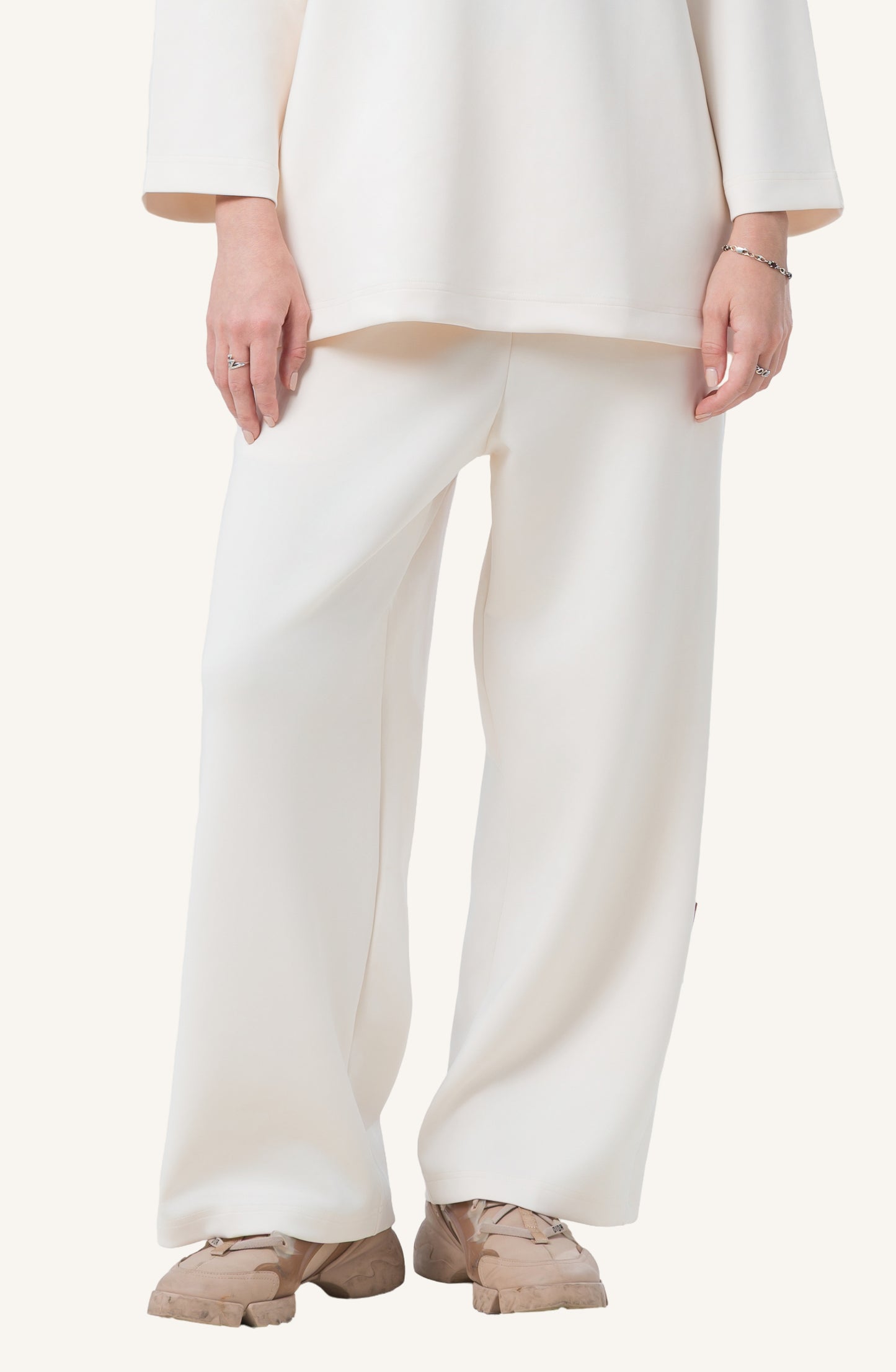 Innersejuk Santai Baggy Pants Cream