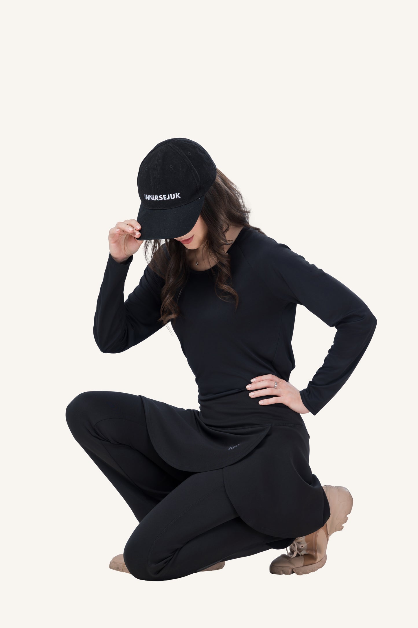 Innersejuk Seluar Sukan Skirt Pants Black