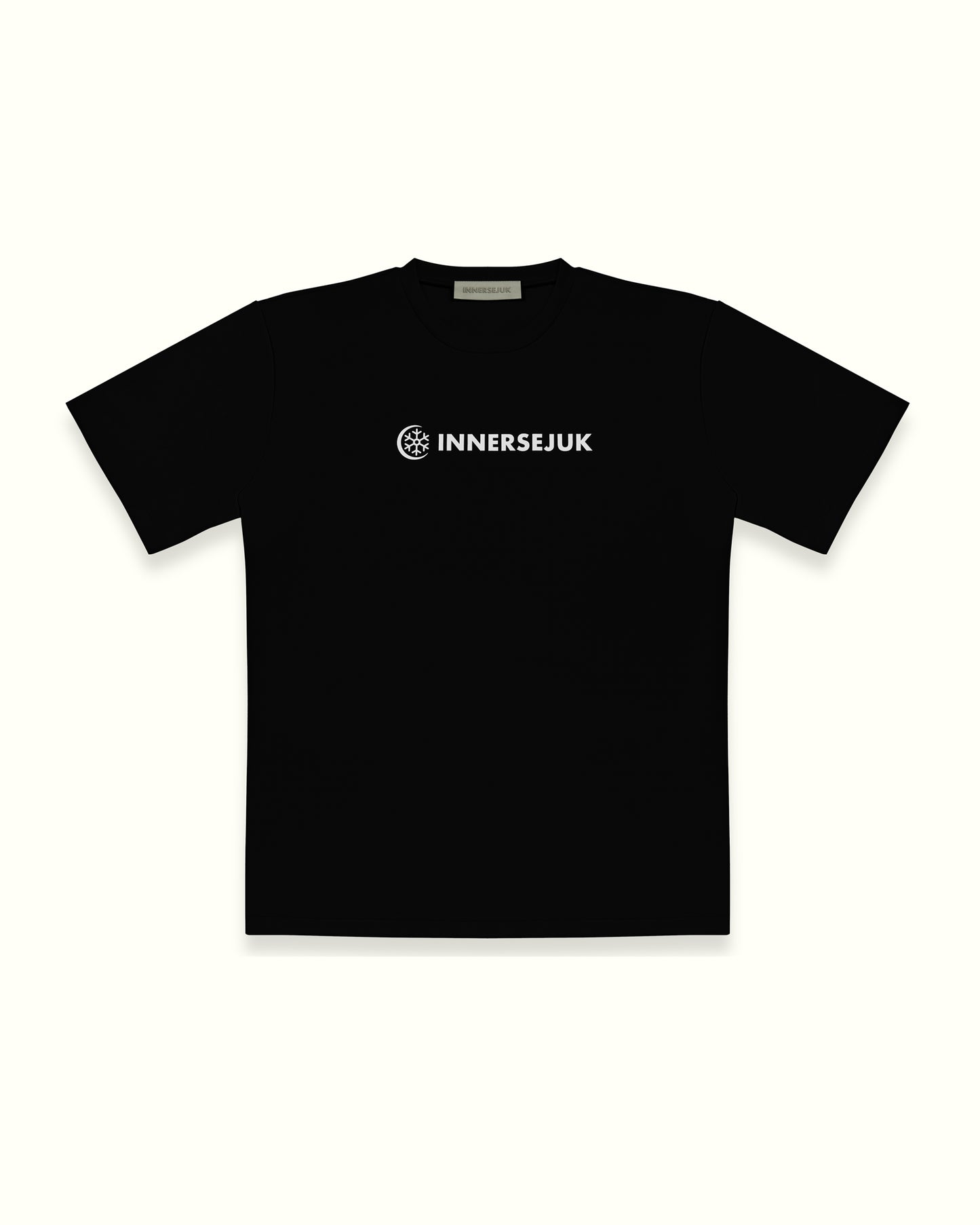 THE SIGNATURE RELAXED TEE IN BLACK
