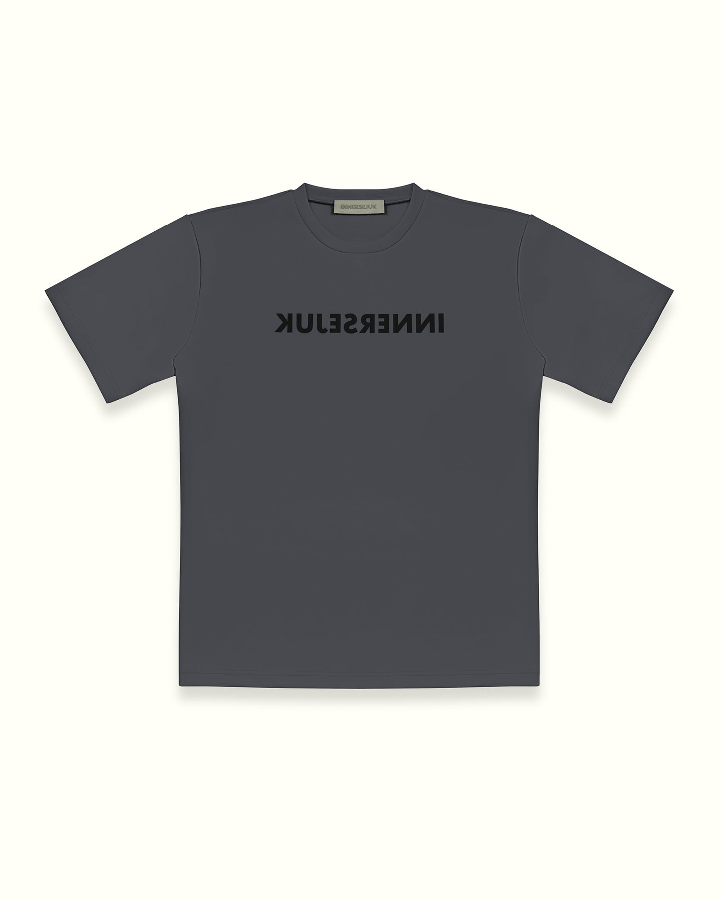 THE REVERSED RELAXED TEE IN DARK GREY
