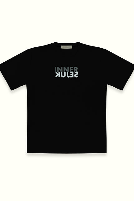 THE MIRROR IMAGE REGULAR TEE IN BLACK