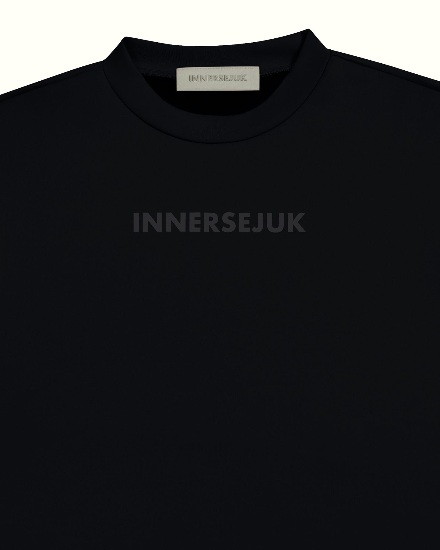 THE CLASSIC 2-IN-1 CROP TOP IN BLACK