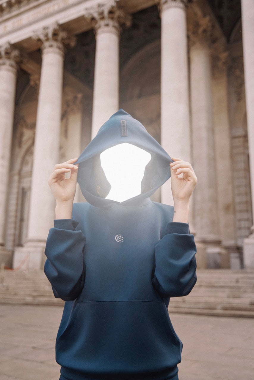 THE INNERSEJUK RELAXED HOODIE  IN DARK BLUE