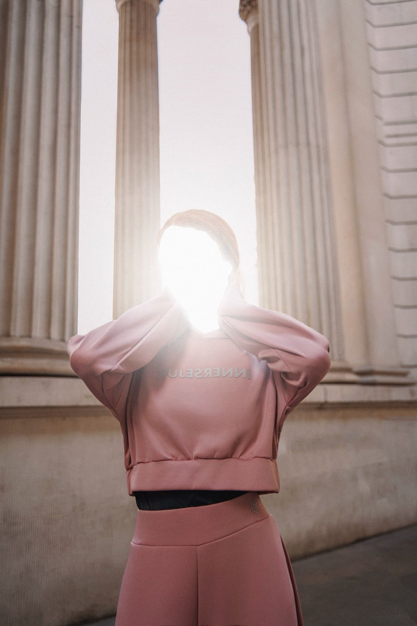 THE INNERSEJUK 2-IN-1 CROP HOODIE  IN DUSTY PURPLE