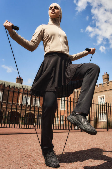 Innersejuk Seluar Sukan Skirt Pants Black