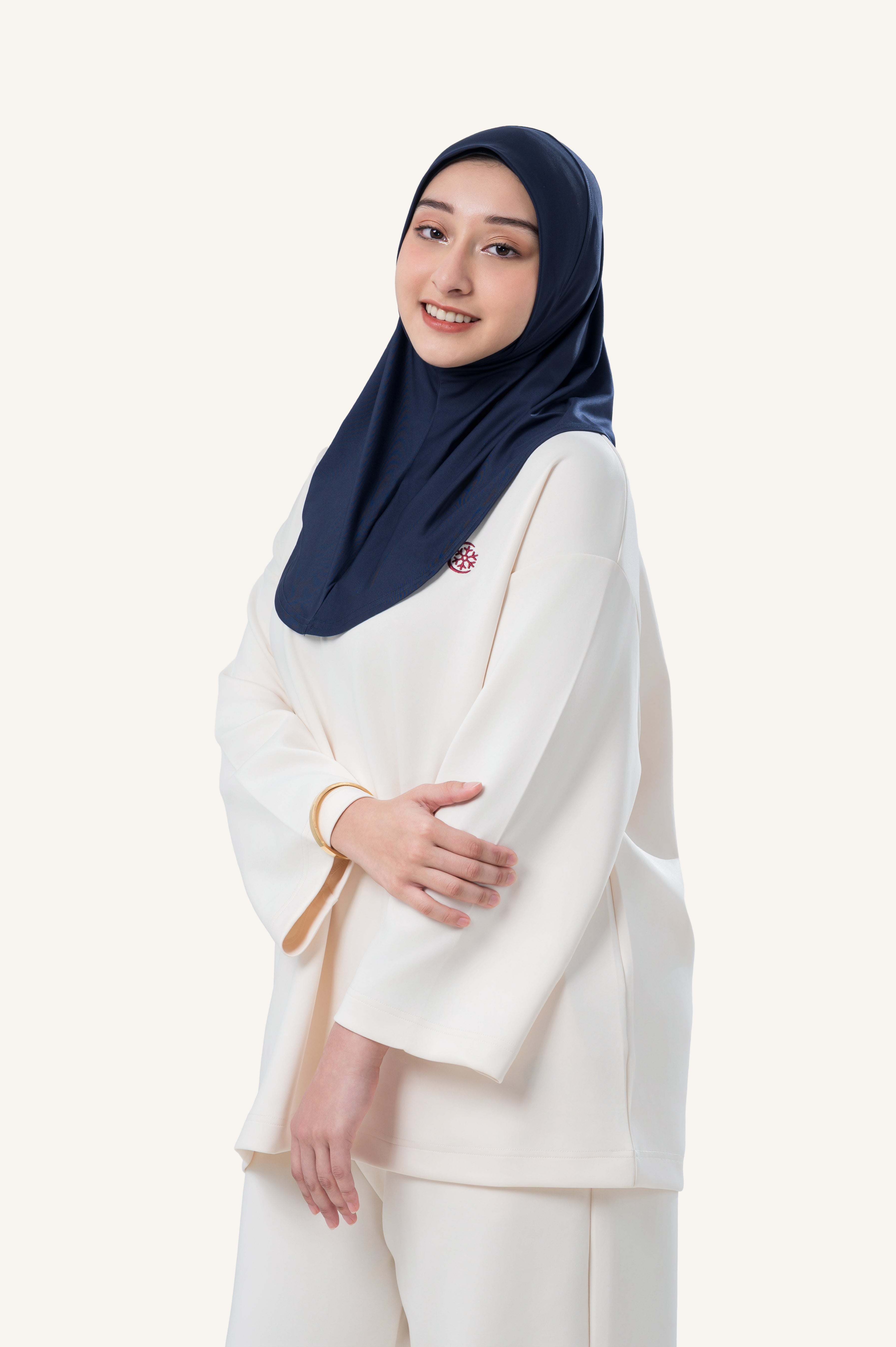 InnerSejuk Sports Hijab Adore S Navy Polis