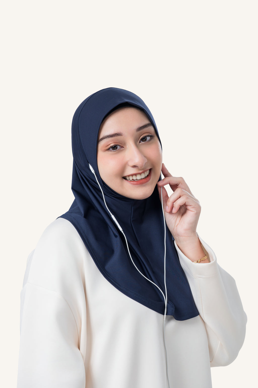 InnerSejuk Sports Hijab Adore S Navy Polis