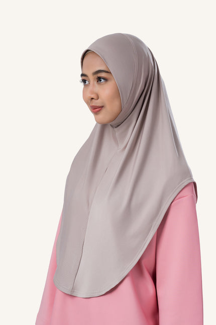 InnerSejuk Tudung Sukan Labuh Berdagu Khaki Brown