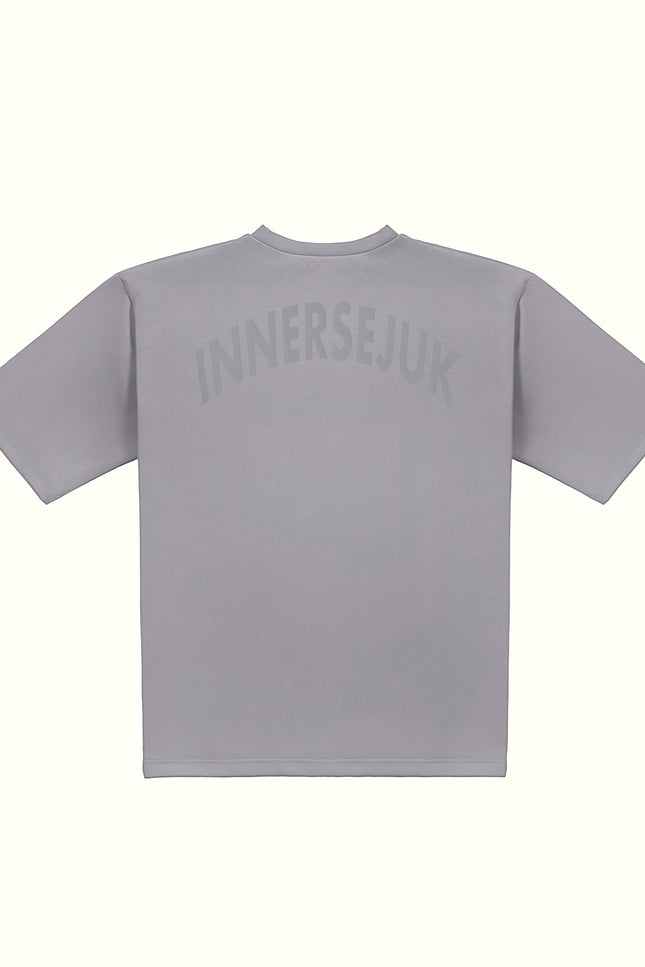 THE INNERSEJUK BACK OVERSIZED TEE IN LIGHT GREY