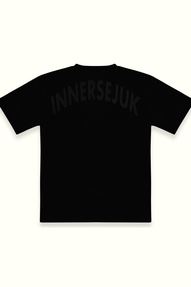 THE INNERSEJUK BACK REGULAR TEE IN BLACK