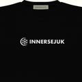 THE SIGNATURE RELAXED TEE IN BLACK