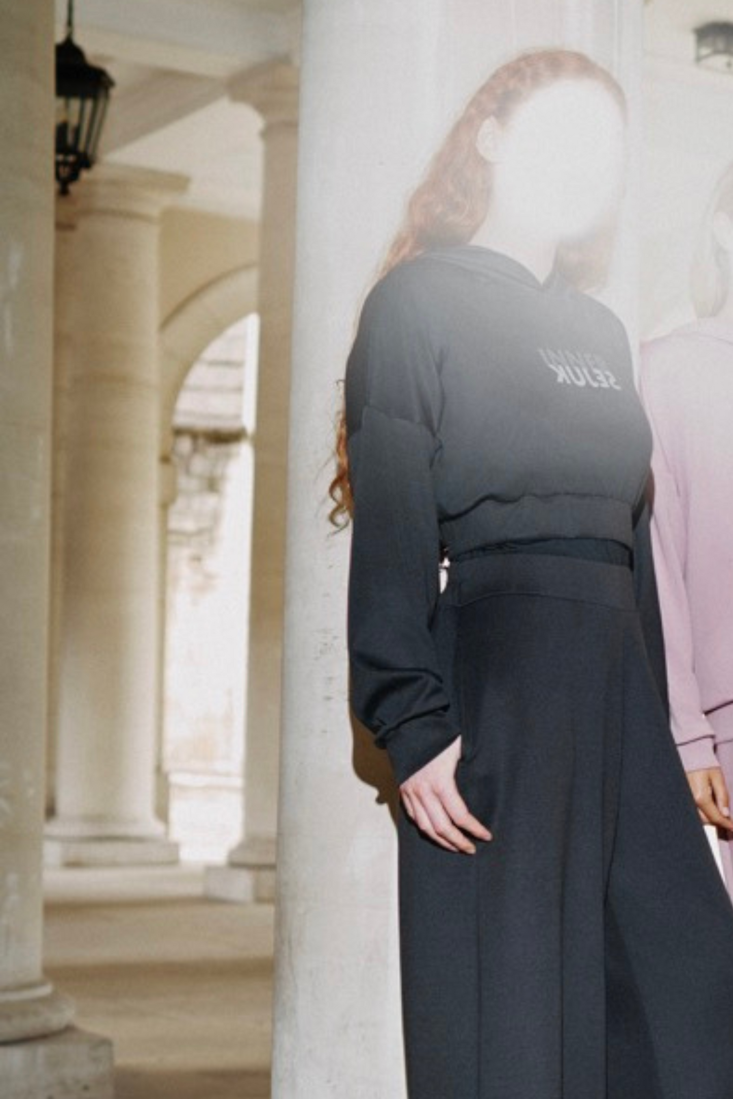 THE MIRROR IMAGE 2-IN-1 CROP HOODIE  IN DARK BLUE
