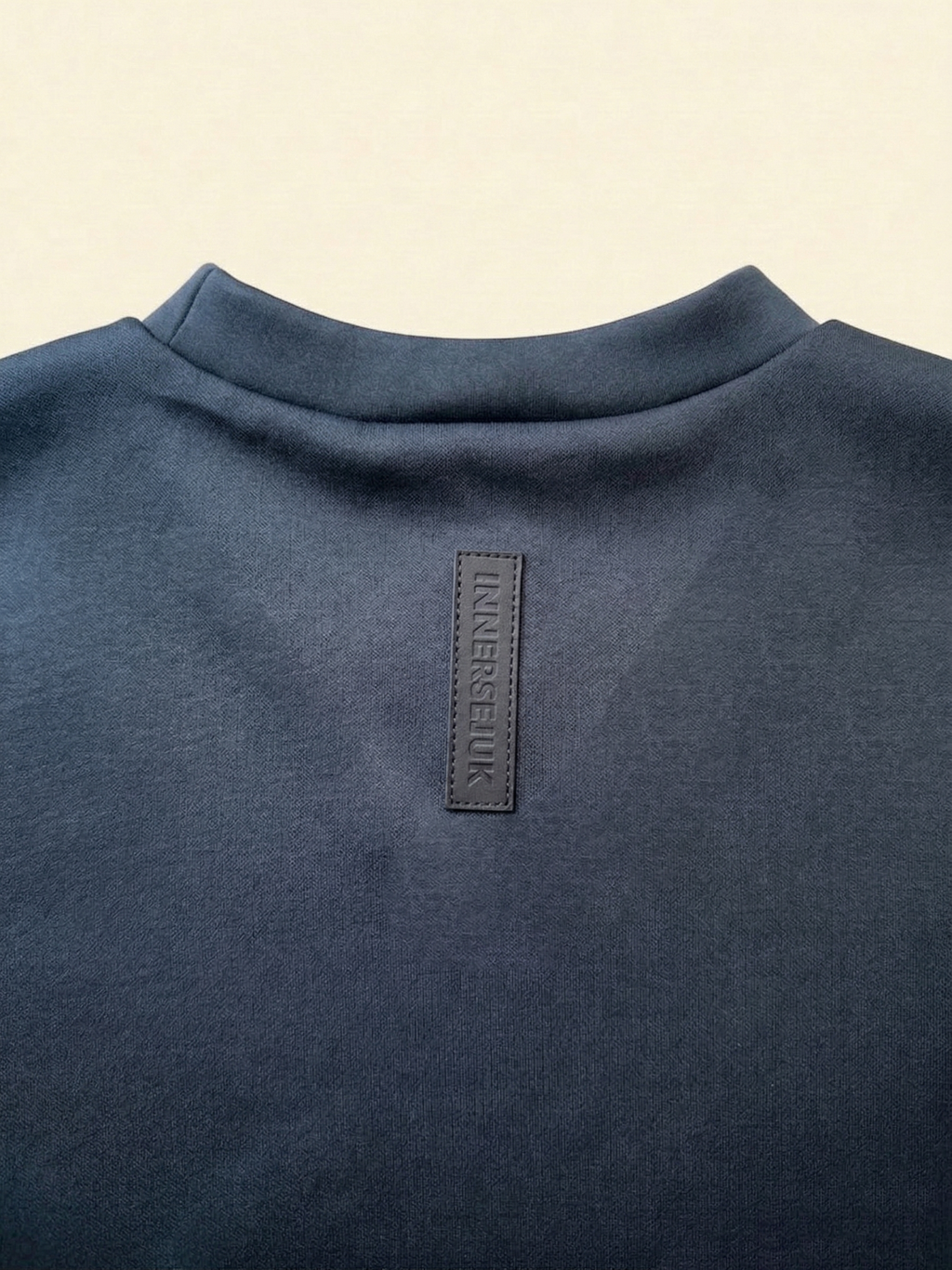 THE INNERSEJUK 2-IN-1 CROP TOP  IN DARK BLUE